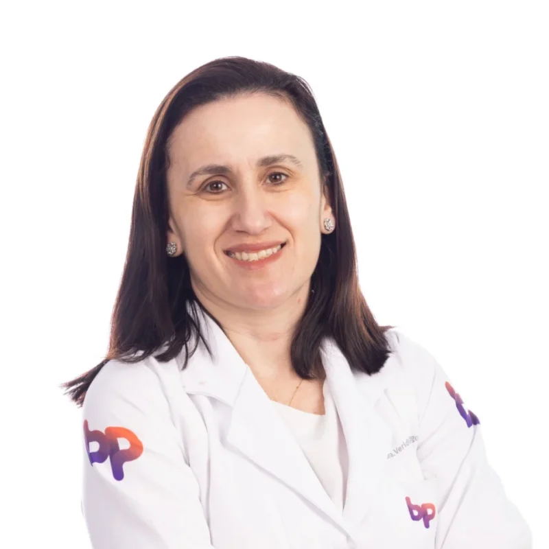 Veridiana Camargo_Review Editor